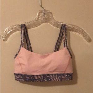 Lululemon sports bra
